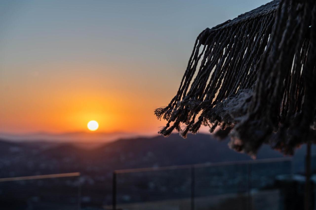 Makani Suites Áno Merá Kültér fotó